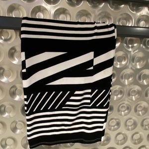 Black and white long skirt